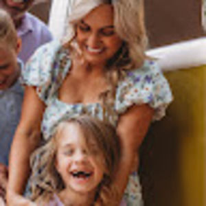 Meet your Posher, Jamie